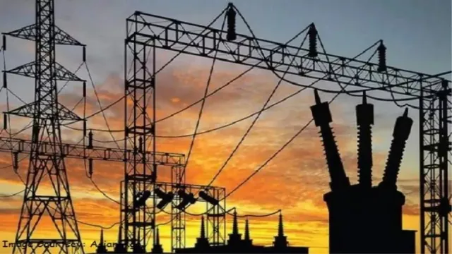 UP में बिजली लोड बढ़ोतरी पर बवाल: 8.57 kW तक पहुंचा उपभोक्ता विद्युत भार