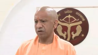 CM Yogi on Opposition: चुनाव जीतें तो पुरुषार्थ, हारें तो EC पर सवाल