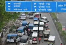 Lucknow Tedhi Puliya: अतिक्रमण से बेहाल चौराहा Lucknow Tedhi Puliya: अतिक्रमण से बेहाल चौराहा