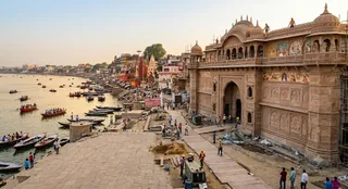 UP Tourism: वाराणसी समेत 6 शहरों में बनेंगे परंपरा केंद्र, जमीन की तलाश तेज