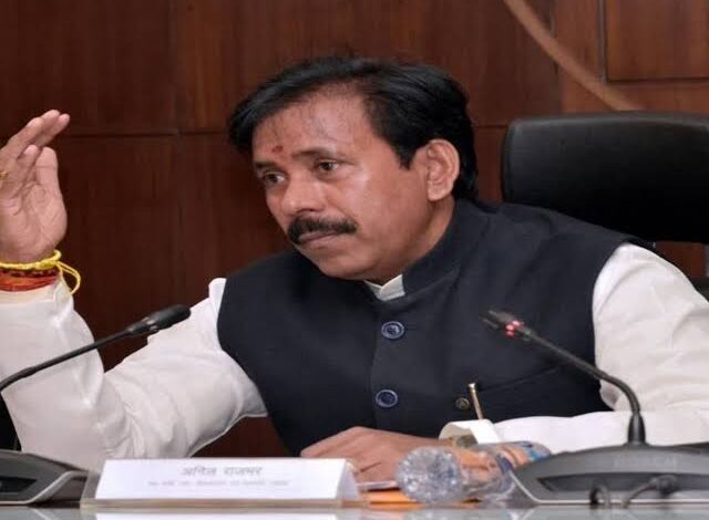 ‘अखिलेश का PDA परिवार और पैसे तक सिमटा’, अनिल राजभर का सपा पर तीखा हमला ‘अखिलेश का PDA परिवार और पैसे तक सिमटा’, अनिल राजभर का सपा पर तीखा हमला